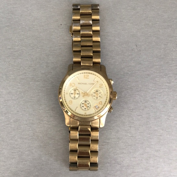 Michael Kors Gold Boyfriend Watch - Picture 1 of 2